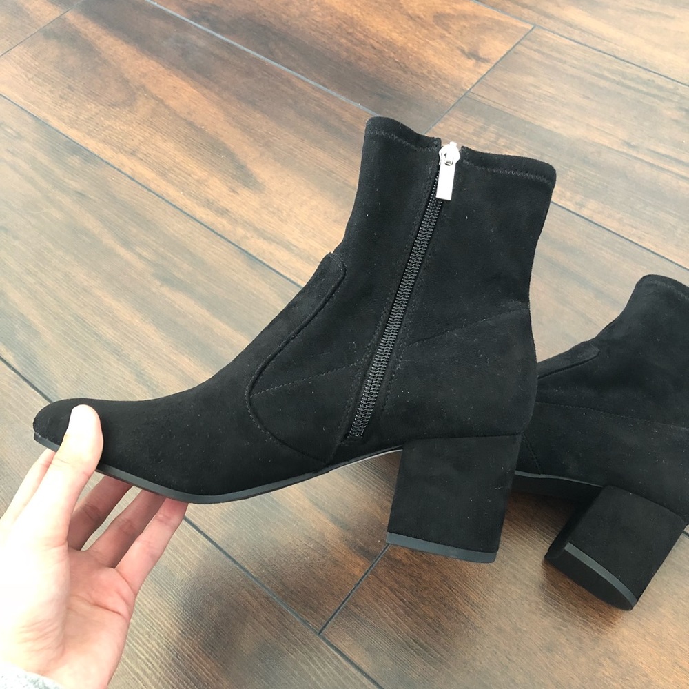 SOLD - Picture 3 of 6